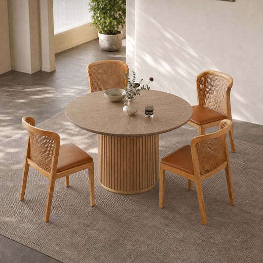 47.25" Round Pedestal Dining Table